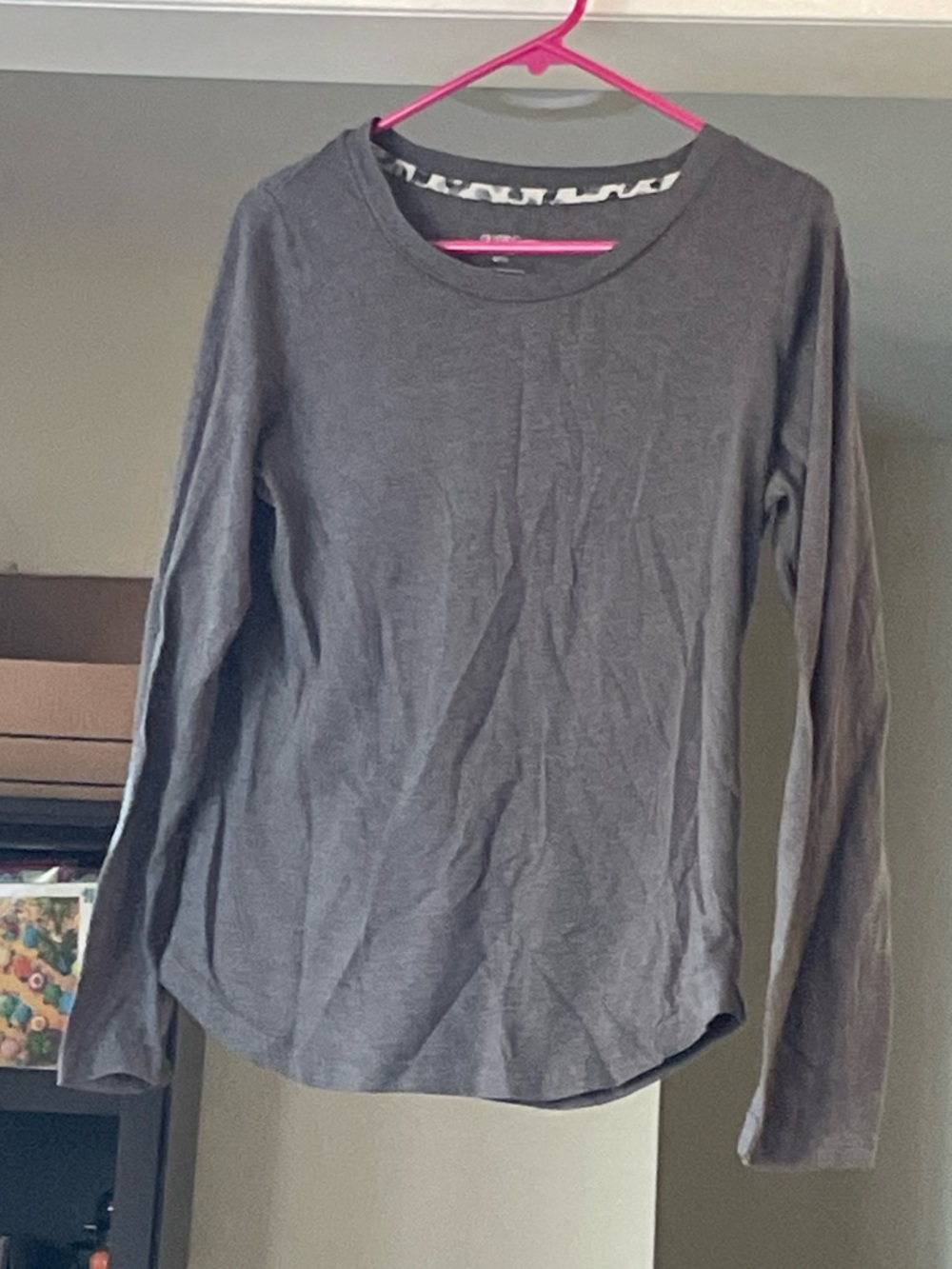 Gilligan & O'Malley Women’s Athleisure Solid Round neck Grey Long Sleeve Shirt M